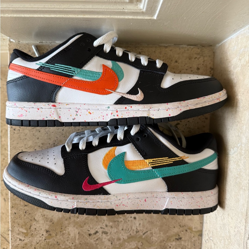 Women’s Nike dunk low “Multi swoosh” limited edition